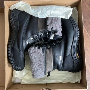 Ugg Adirondack Boot II